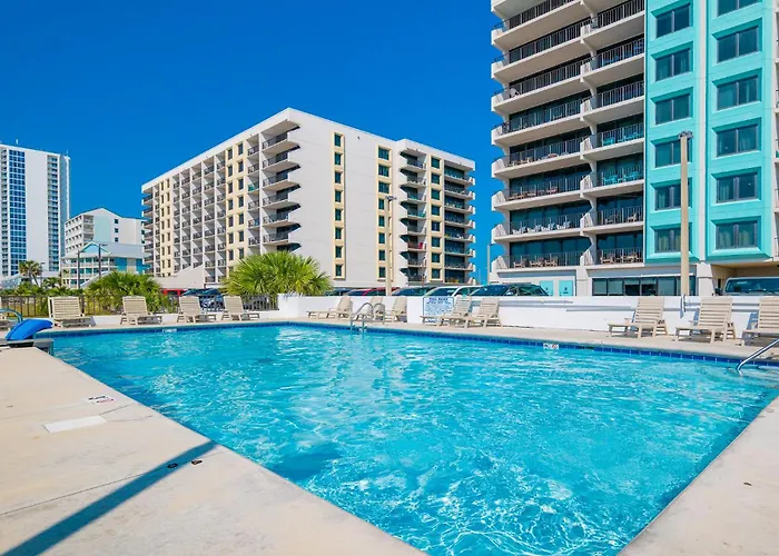 Apartment Island Winds East 502